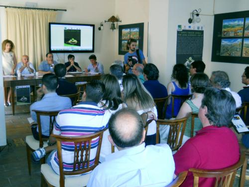Sportello informativo del GAL Nebrodi Plus a S.Agata di Militello - Presentazione 19-07-2014 - 3